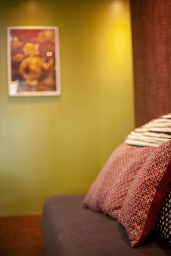 Clean Comfy Cozy Easy To Go Siam Paragon And Chatuchak Market 曼谷 外观 照片