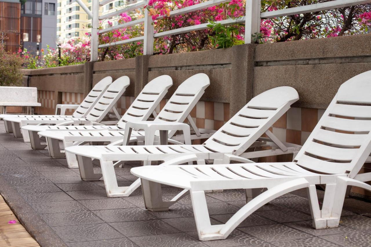Clean Comfy Cozy Easy To Go Siam Paragon And Chatuchak Market 曼谷 外观 照片